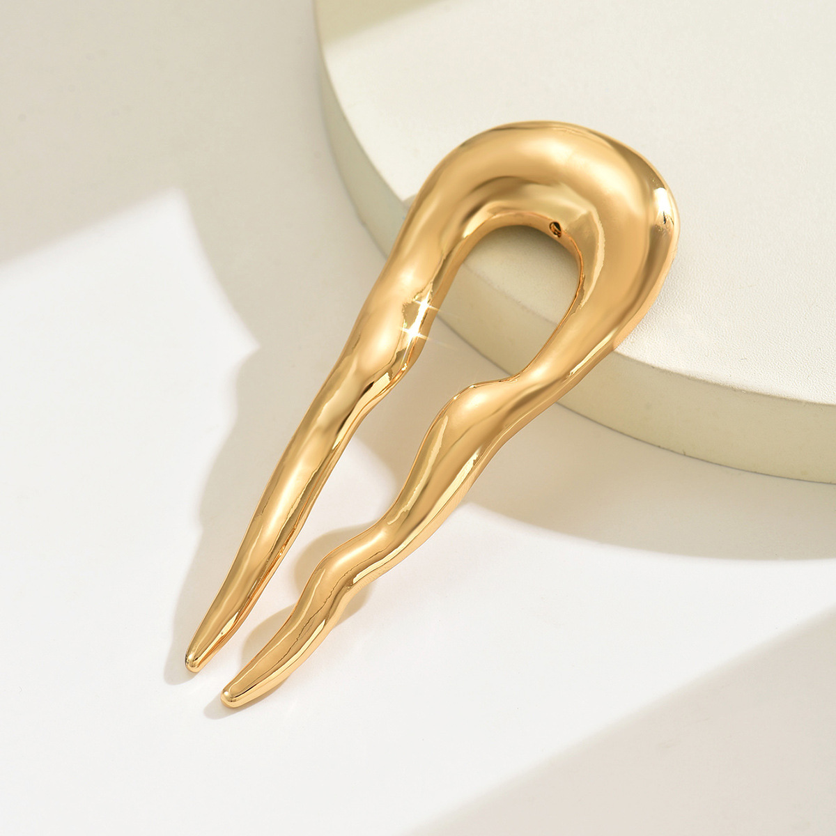 Ventas transfronterizas calientes simples pinzas de cabello de metal en forma de U ondas pinzas de cabello para mujeres de alta calidad pinzas de cabello de red rojo lateral peine