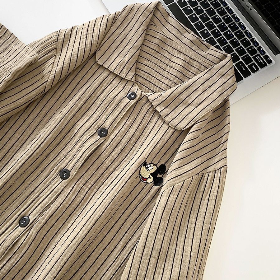 Pajamas de pareja de nube de algodón estriado simple primavera y otoño nuevo Mickey dibujos animados para hombres ropa de vestir al por mayor