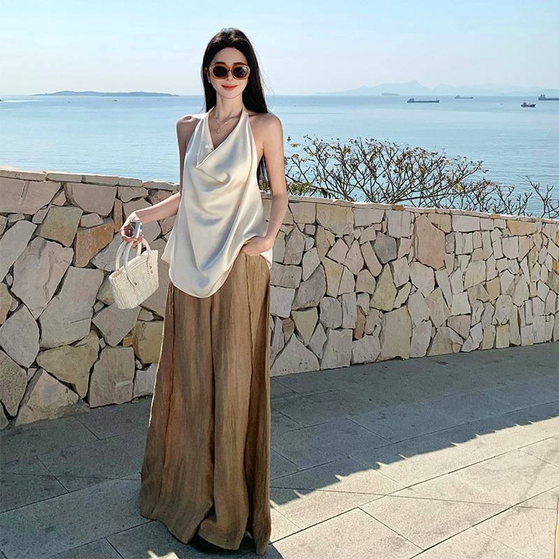 Old Qian Feng Lazy Relaxation Vacation Wear Women's Summer Neck Backless Top High Waist Wide Leg Pants Two-piece Suit