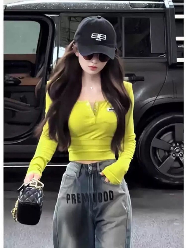 新しい秋のアメリカの甘いギャルの半開襟のファッション的な長袖のtシャツの女性の修身はやせている底のシャツの短い上着を現します。|undefined