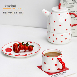 ins�L��������մ��R�˱������b���ֵ��Ů�Ŀ��ȱ���������ˮ��