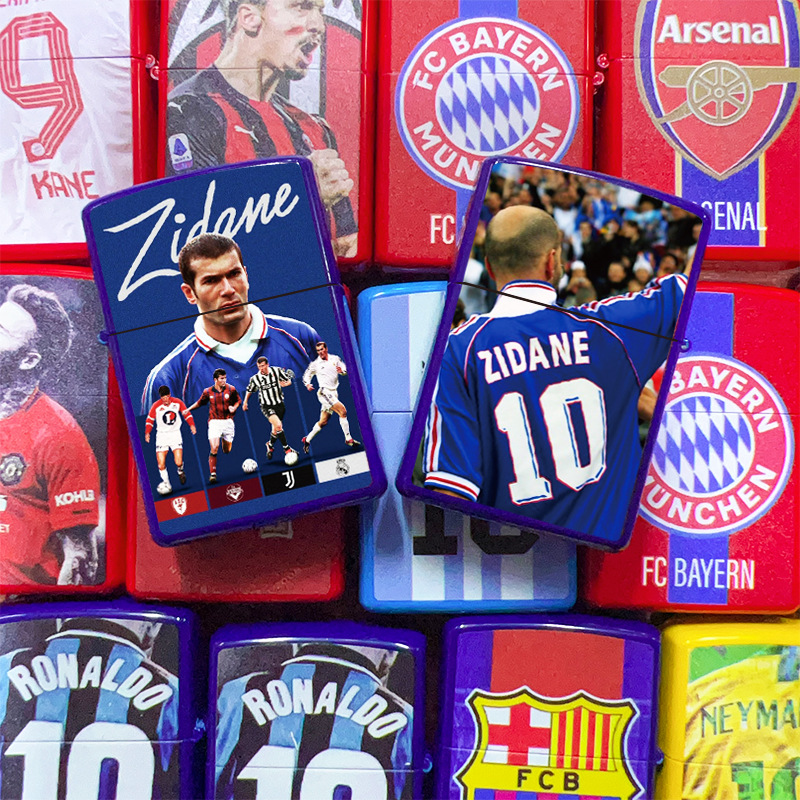 Encendedor de queroseno con diseño de jugador legendarario de la dinastía del fútbol, textura retro en relieve, acabado mate, artesanía