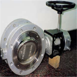 �Ϻ��S��ֱ�N�؃r̎�����mKLINGER���yKLINGER�^�V��ҺλӋ�F؛