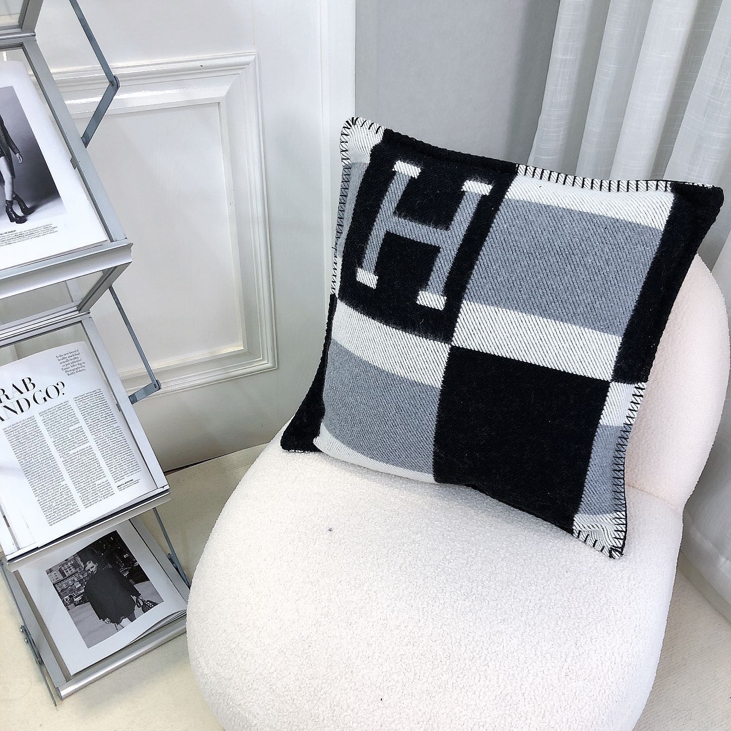 Amazon H 枕北欧モデルルーム昼休みソファクッション車の腰サポート背もたれクッションニット枕カバー