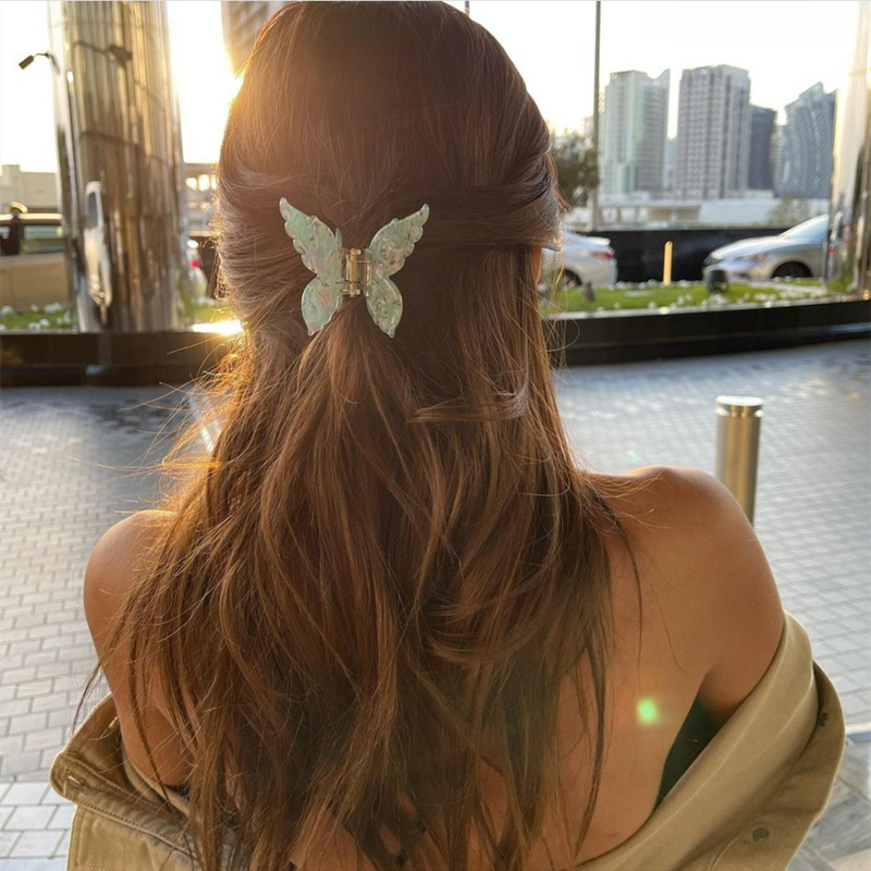 55g Weight Women's Simple Style Butterfly Acetic Acid Sheets Handmade Hair Claws