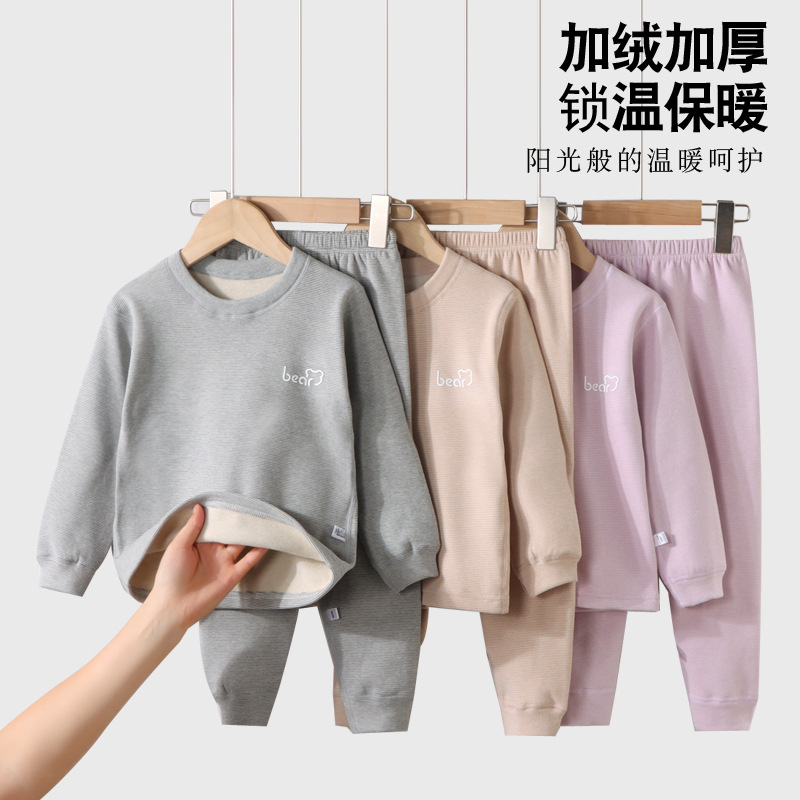 Pijamas calientes para niños con terciopelo engrosado otoño y invierno para hombres y mujeres tesoro hogar en terciopelo para niños grandes chaqueta de otoño conjunto de pantalones de otoño