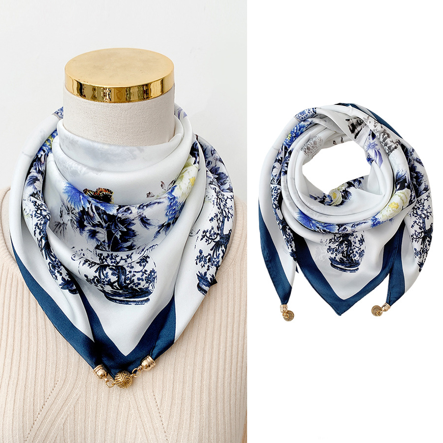 백청화백자(65 모조 실크 자석 버클 사각 스카프)