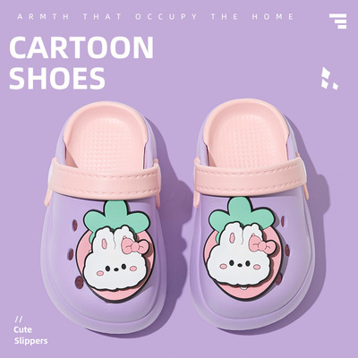 Пляжные детские трехмерные летние мультяшные милые тапочки в стиле Crocs, коллекция 2025 года, подходят для носки на улице