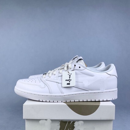 Putian High-End Version Ts Collaboration Reverse Hook Low-Top Basketball Shoes for Men and Women Travis Scott X Aj1 Shoes