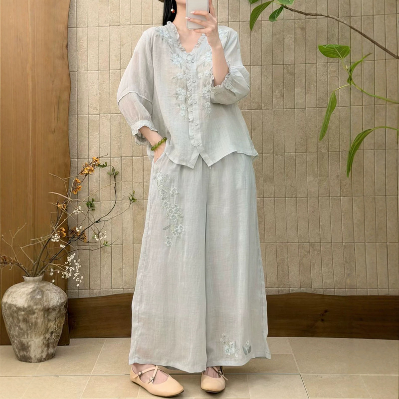 2026 Summer Style Ramie Embroidered Shirt for Women, Artistic and Fashionable Lace V-Neck Solid Color Versatile Women's Set
