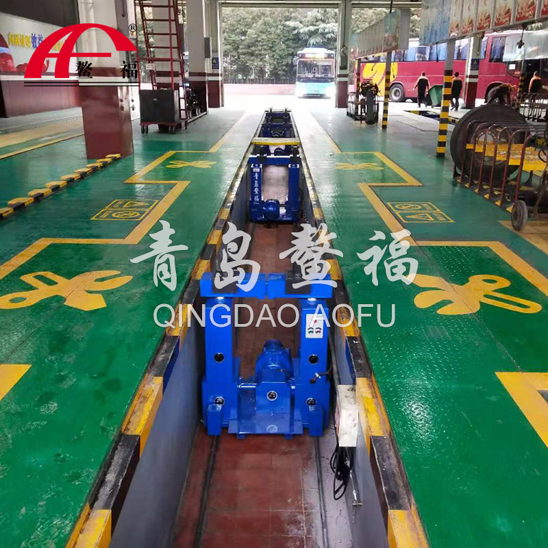 汽车大车举升机鳌福厂家供应四柱地沟举升机移动灵活安全可靠汽车