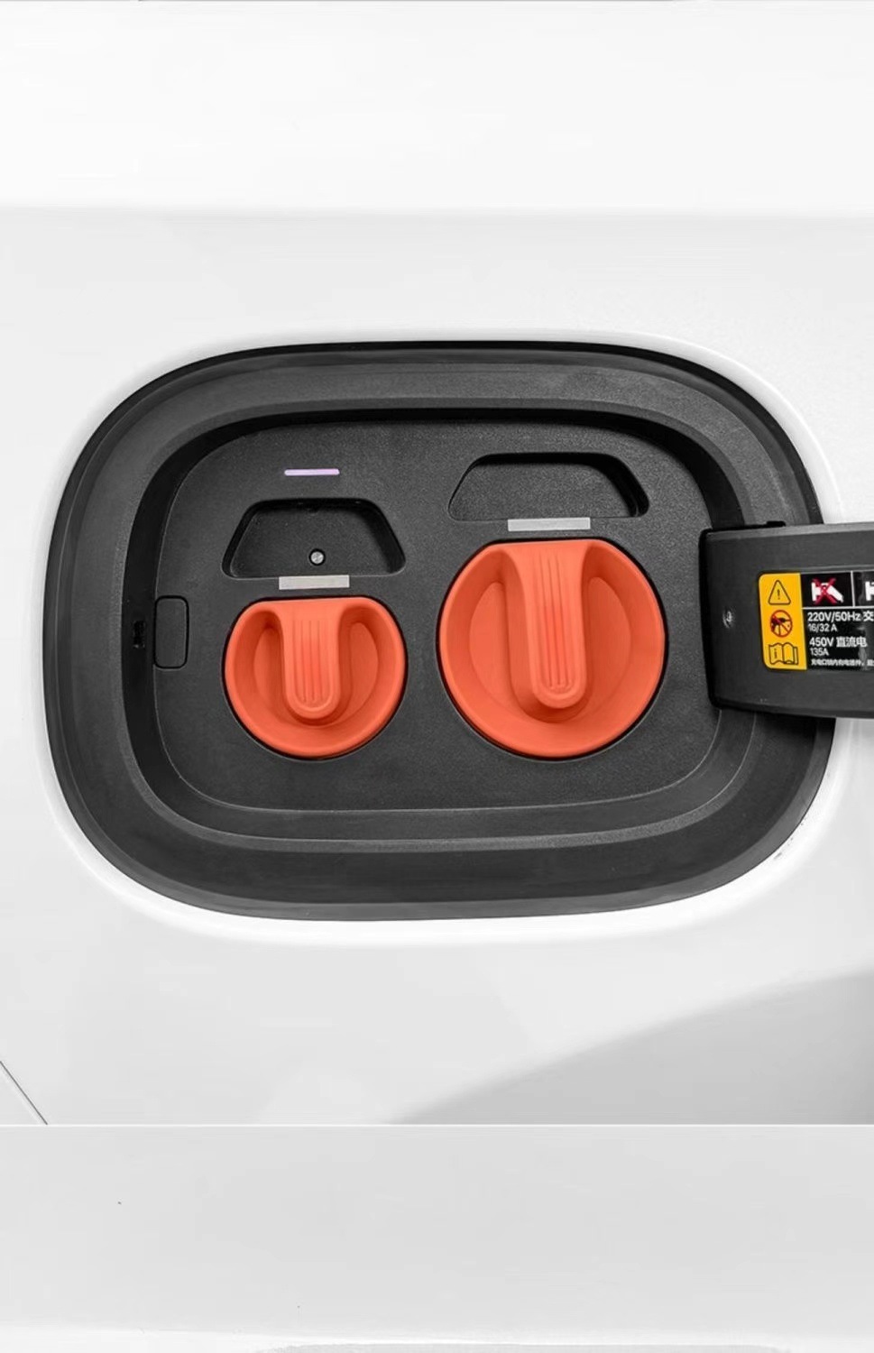 Dropshipping Silicone Magnetic Charging Cover Silicone Protective Cover Dustproof and Waterproof New Energy Car Accessories