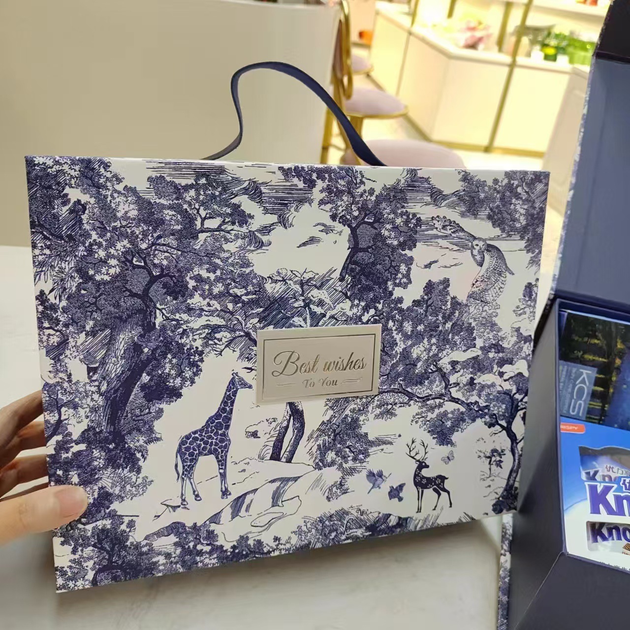 2025新款 婚礼高端包装盒高档商务伴手礼盒结婚喜糖盒 儿童生日