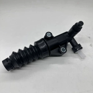 55232744 55261309 68367217Aa 1756772 Suitable for Fiat Clutch Master Cylinder