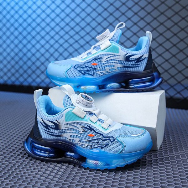 Breathable children's sneakers for boys