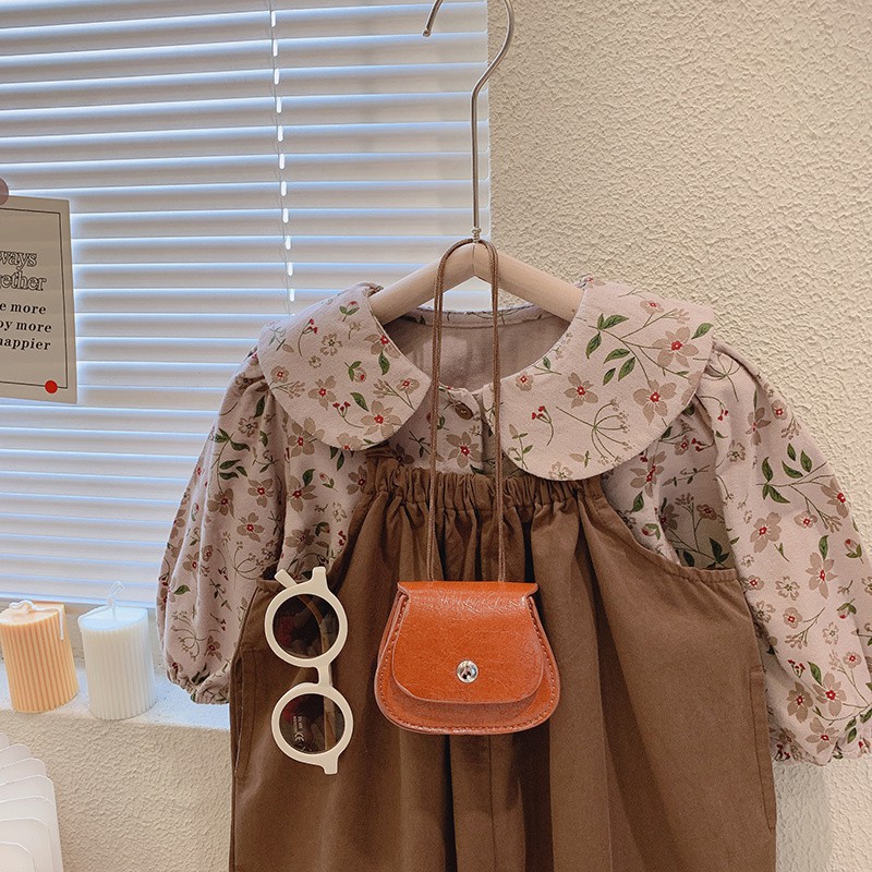 (2개) 소녀 2025 새 봄 · 가을 투피스 세트 아동복  소녀의 한국식 가방 어린이 서양식 꽃 셔츠