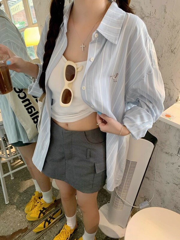 Back Split Lace-up Thin Striped Shirt Women's Spring and Summer 2025 New Loose Mid-length Sunscreen All-match Top Back Split Lace-up Thin Striped Shirt Women's Spring and Summer 2025 New Loose Mid-length Sunscreen All-match Top