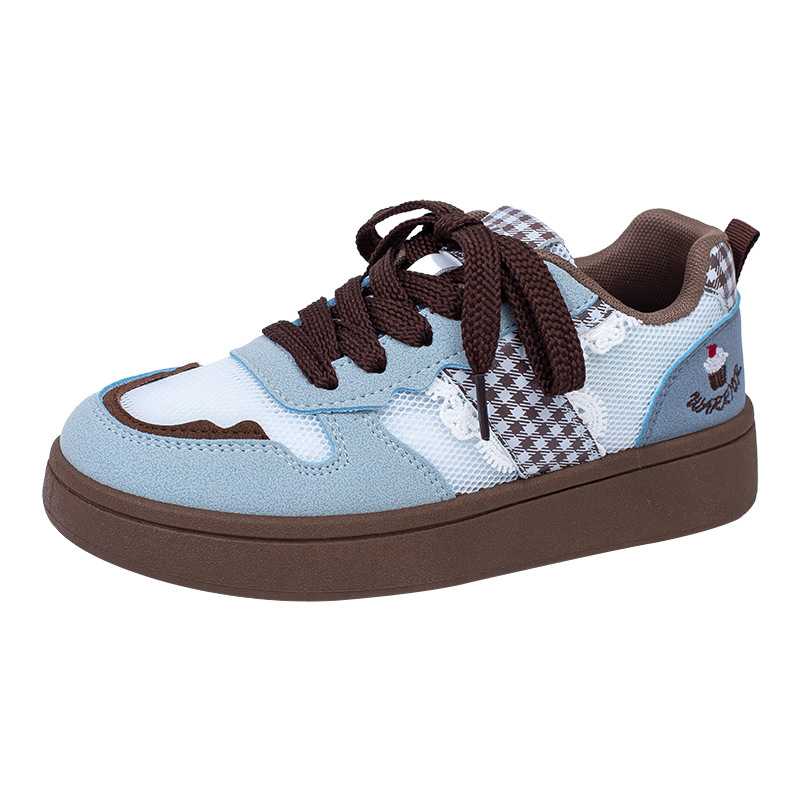 HuiLi estilo coreano vino rojo simple skate 2026 nuevos zapatos de suela gruesa estudiantes vigorosos encaje dulce zapatos de mujer simple
