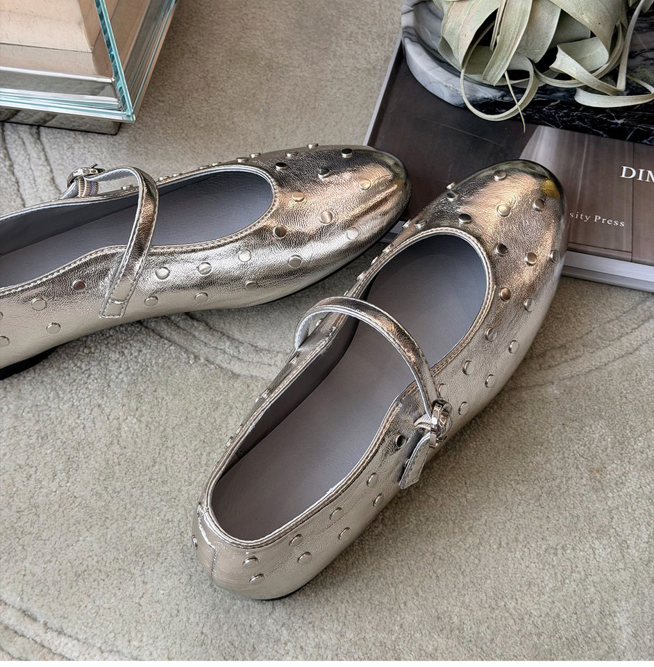 Giày Mary Jane nữ đế bệt quai ngang đính đinh tán, cổ nông, da bò, gót thấp dưới 3 cm — Bạc vỏ sò, màu đen chi tiết 8