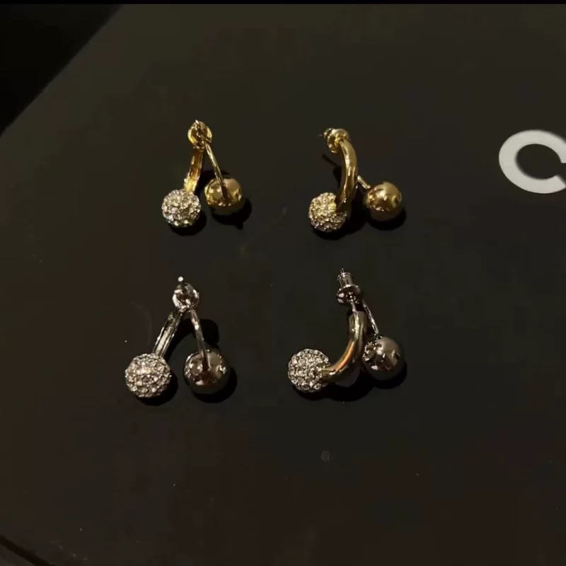 Small earrings, glossy silver needle, double wear