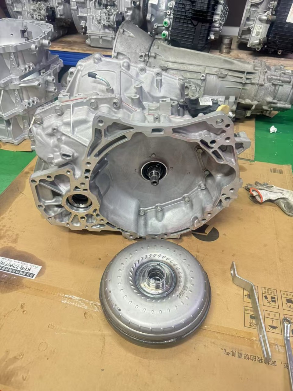 Jf017 Four-Wheel Drive 2.0 Is Suitable for Nissan Engine X-Trail 4Wd Automatic Transmission