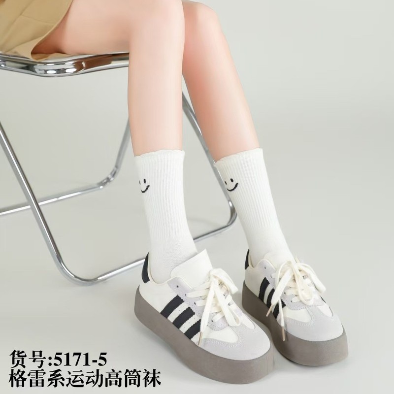 精梳棉秋冬新品新款袜子女竖条纹笑脸袜子长袜休闲黑白灰高筒中筒|undefined