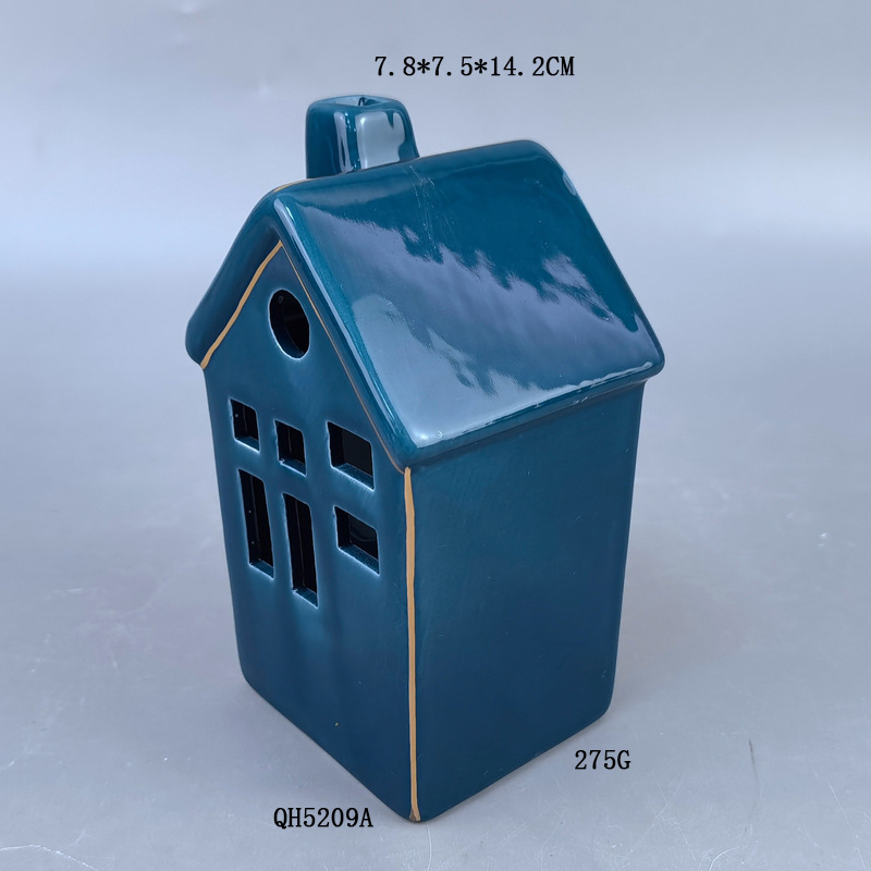 Decoración hueca de la casa de Navidad, cerámica europea, casa de Navidad, decoración de candelabro de luz LED, pintura de esmalte de perlas