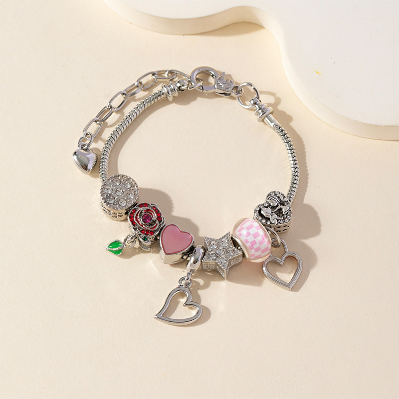 Pulsera Panjia Dora DIY cuentas explosivas transfronterizas colgante de amor goteo flor de aceite en forma de corazón accesorios de chicas de diamantes