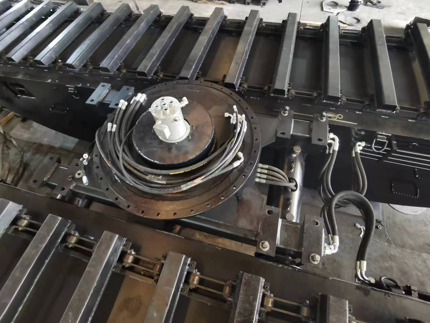 水陆两用挖掘机