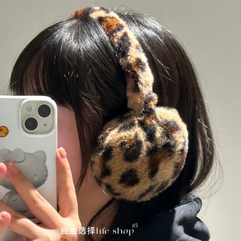 秋冬のヒョウの紋様の柔らかいウサギの絨毯の耳カバーの耳の保温の甘いクールなギャルの保温のイヤホン式のぬいぐるみの耳カバーの女子学生|undefined