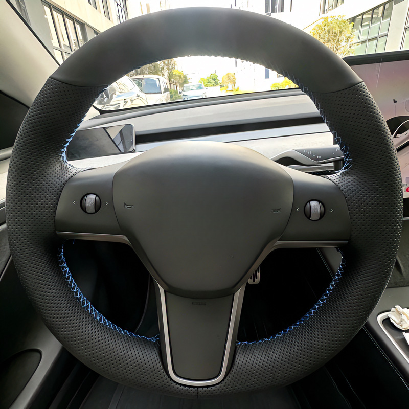 22 Tesla Model Y Special-Edition Steering Wheel Cover for Model 3 and Model X, Four-Season Hand-Stitched Steering Wheel Cover