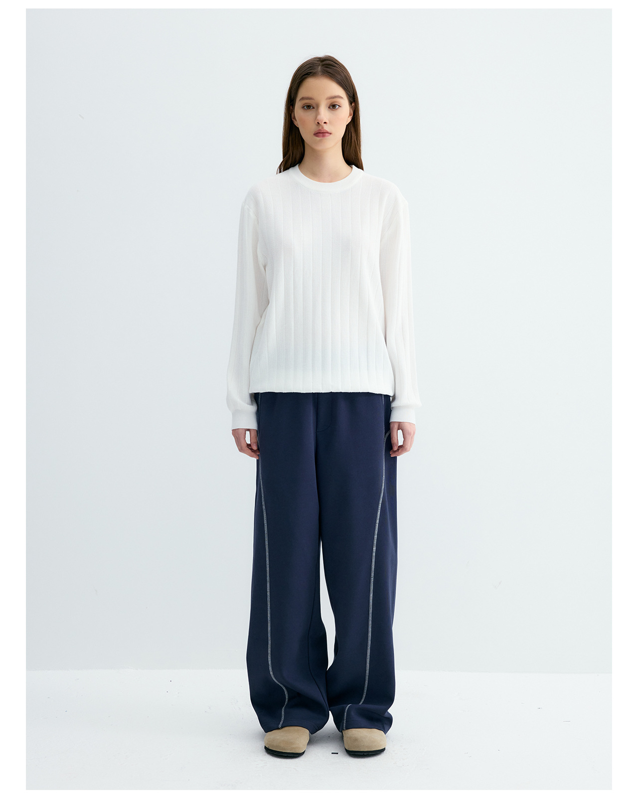 UNF 250g Loose Crew Neck Knit Sweater