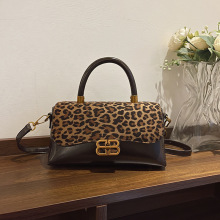 拼接鹿皮绒手提包包女2025新款轻奢豹纹单肩小方包爆款秋冬斜挎包