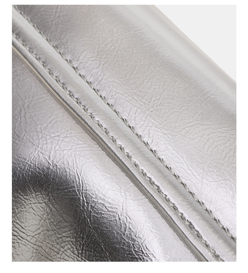 Borsa a tracolla a sella da donna con catena a spalla_voghion.com