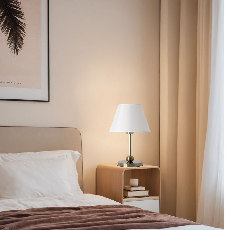 European Cloth Cover Led Table Lamp Restaurant Living Room Bedroom Study Bedside Night Light Metal Design Decorative Atmosphere Lamps