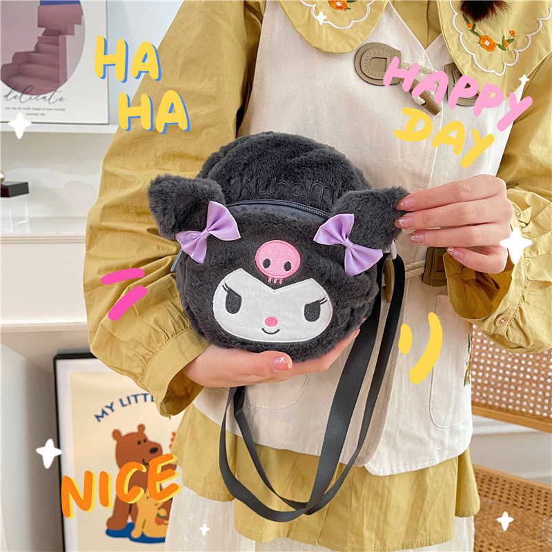 Plush capacious one-shoulder bag