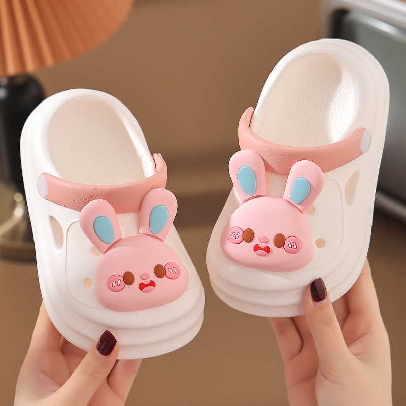 Niños zapatos de agujero lindos dibujos animados princesa niñas zapatillas frías de verano para niños de interior EVA resbaladizo bebé niño