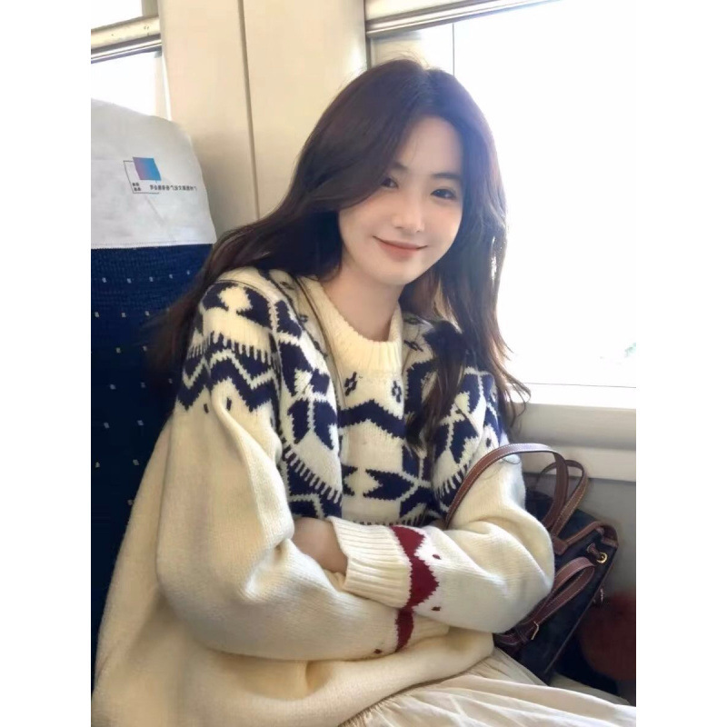 Korean Christmas Snowflake Stripesd Pullover Knitwear for Women in Autumn and Winter New Loose, Sweet and Versatile Knitted Knitwear Top