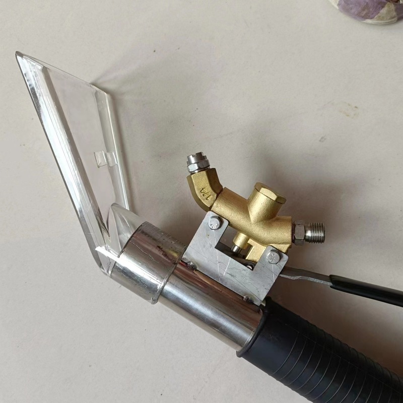 掃除機は透明に頭を変えます。|undefined
