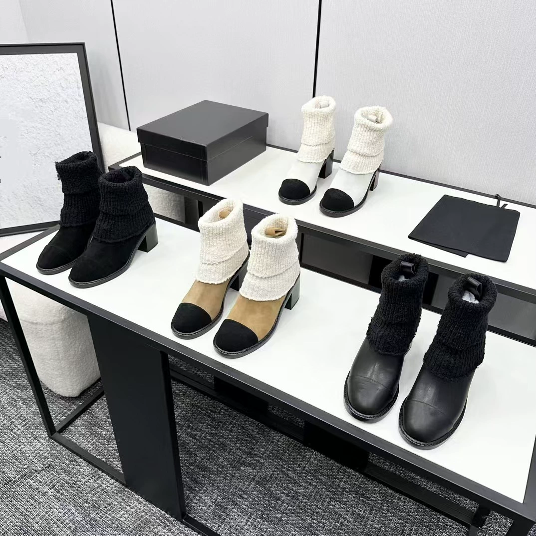 2024 зимние маленькие ароматные ветерки с цветными носками сапоги женские толстые каблуки увеличены, тонкая летающая эластичная мода волосатые короткие сапоги