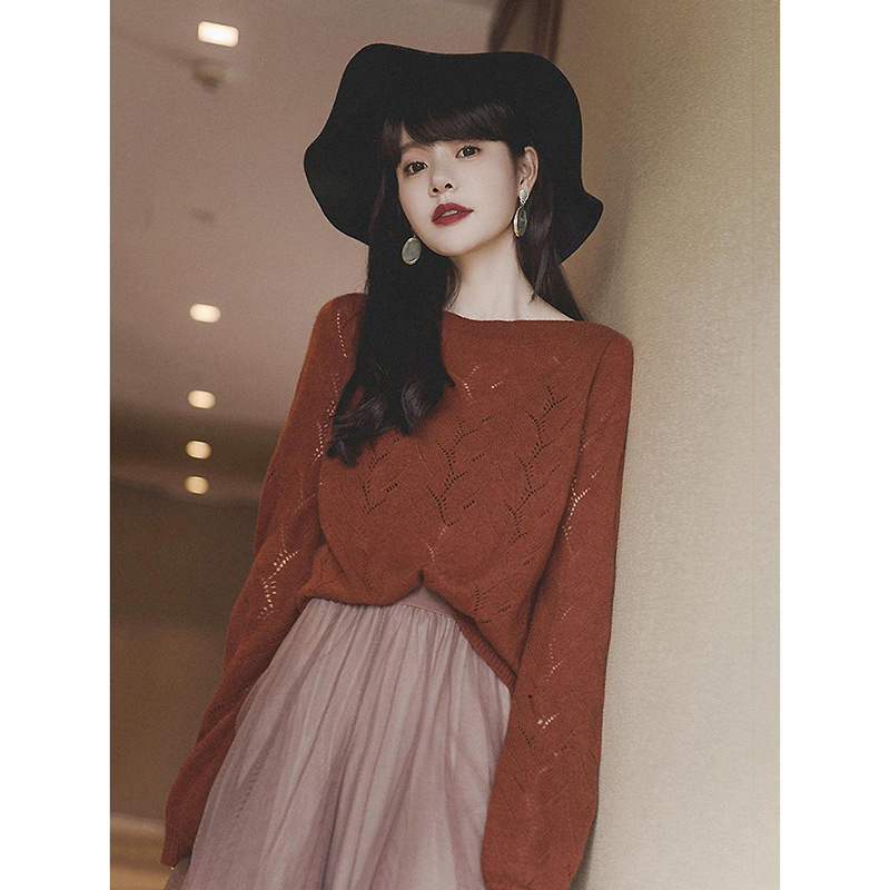 6930 French-style off-shoulder knit top, early autumn top, casual and gentle, loose-fitting, slimming, hollow-out top 6930 French-style off-shoulder knit top, early autumn top, casual and gentle, loose-fitting, slimming, hollow-out top