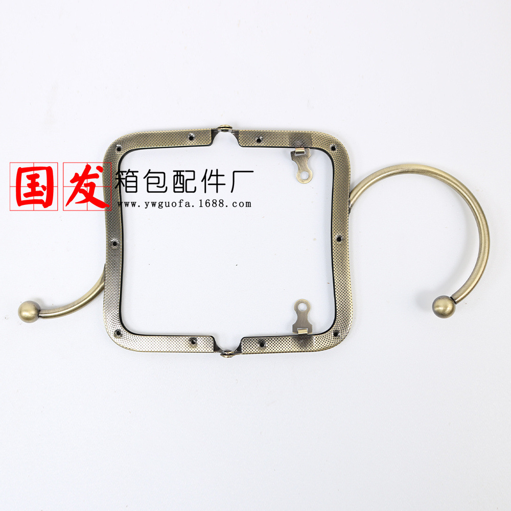 Nuevo producto: agujero de tornillo de 12.5cm cintura cóncava en relieve pulsera en forma de O oro brazalete creativo bolso de mano