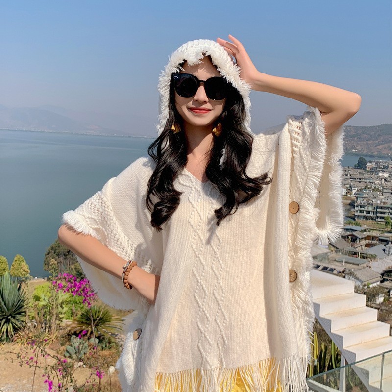 云南丽江民族风保暖披肩旅游披肩女新款旅游穿搭斗篷披风开衫外套|undefined