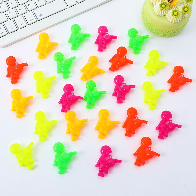 Copa del Mundo de fútbol silbato de plástico Smiley silbato árbitro de los niños pequeño regalo alegría accesorios puesto Juguetes