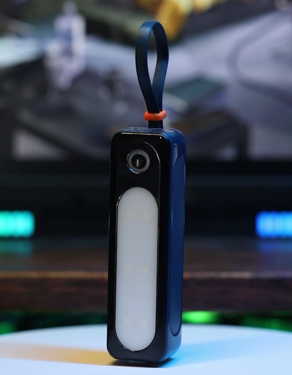 Energía cápsula Banco de la energía 5000 mA auto-cableado certificación PES KC certificación pequeño mini lápiz labial móvil electricidad