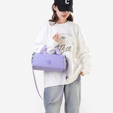 �μ����ϵ��ɫ��Ů�p��б����\�����e�ٴ�ͨ���|�д���������