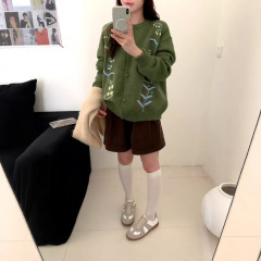 日系风花朵刺绣勾花毛衣外搭2025秋冬清新小众设计感百搭针织开衫