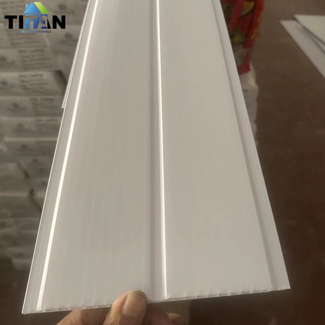 Venta al por mayor nuevo estilo de plástico refuerzo PVC material de techo techo panel balcón sala de estar cocina dormitorio interior baño