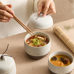 水をあけて杯の瓦の缶を煮込んでスープの杯を煮ます。
