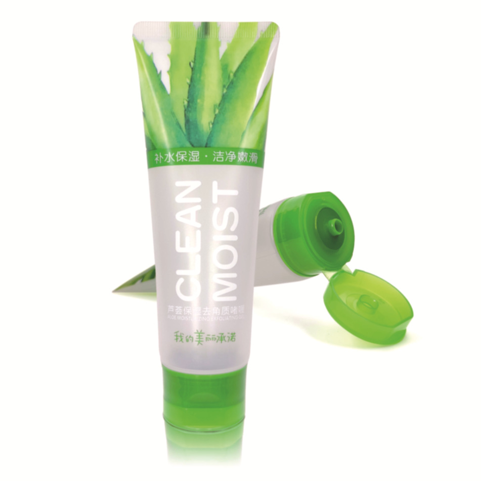 Transparent exfoliating cleansing milk